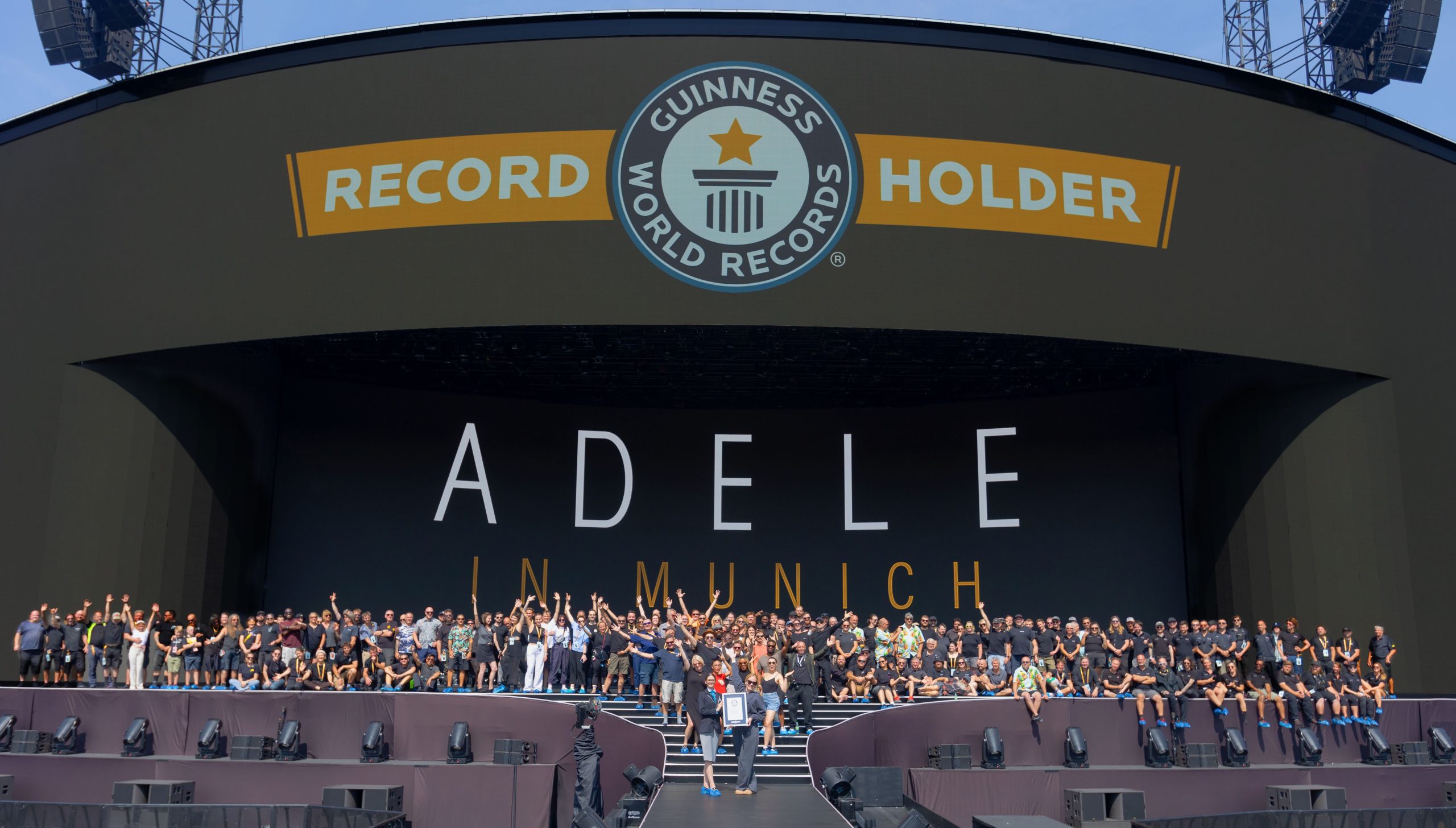 Solotech Powers Adele’s GUINNESS WORLD RECORDS® Largest Temporary Outdoor LED Screen