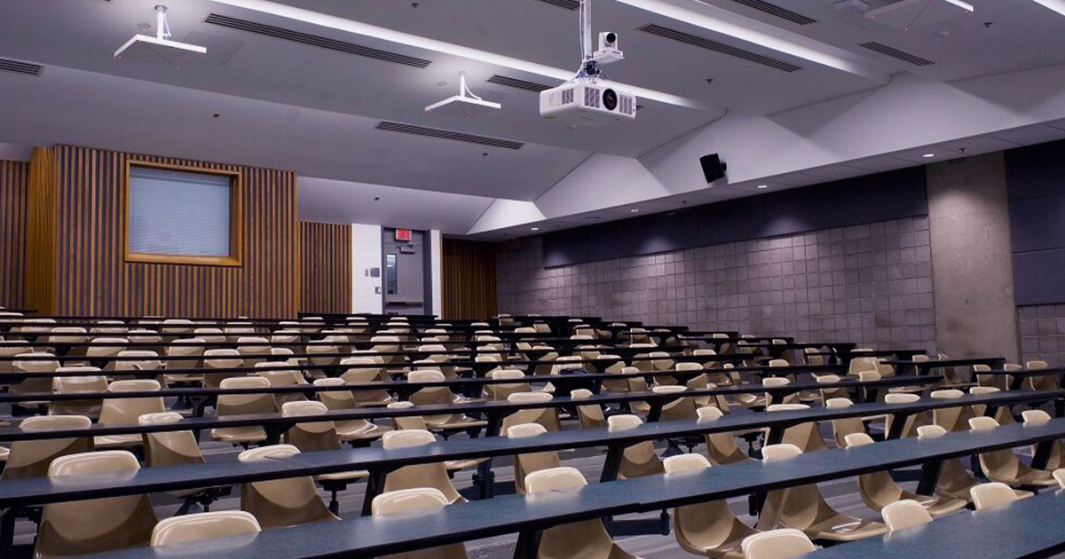 The University of Québec in Montréal shifts campus to an AV-over-IP environment